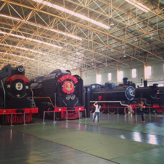 924469_345913148898972_2015343204_n